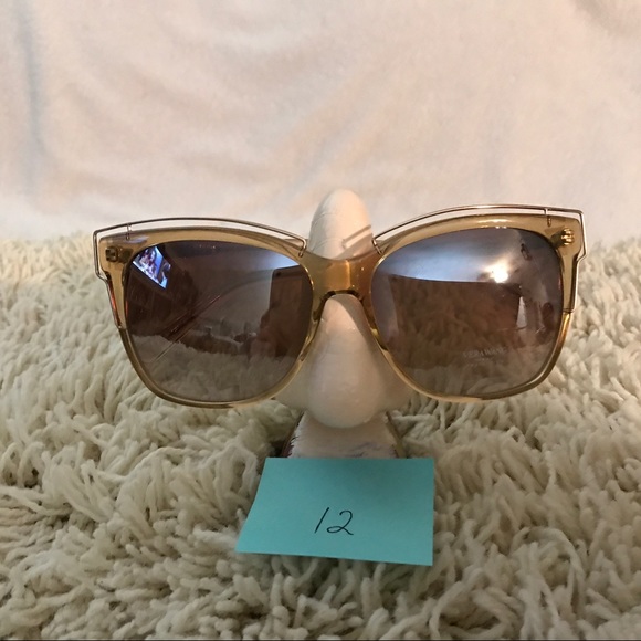 Vera Wang, Dana Buckman, Lilly PulitzerAnd more - Picture 4 of 8